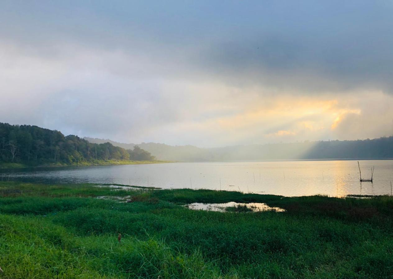 Buyan Lodge Lake View Villa Bedugul  Exterior foto