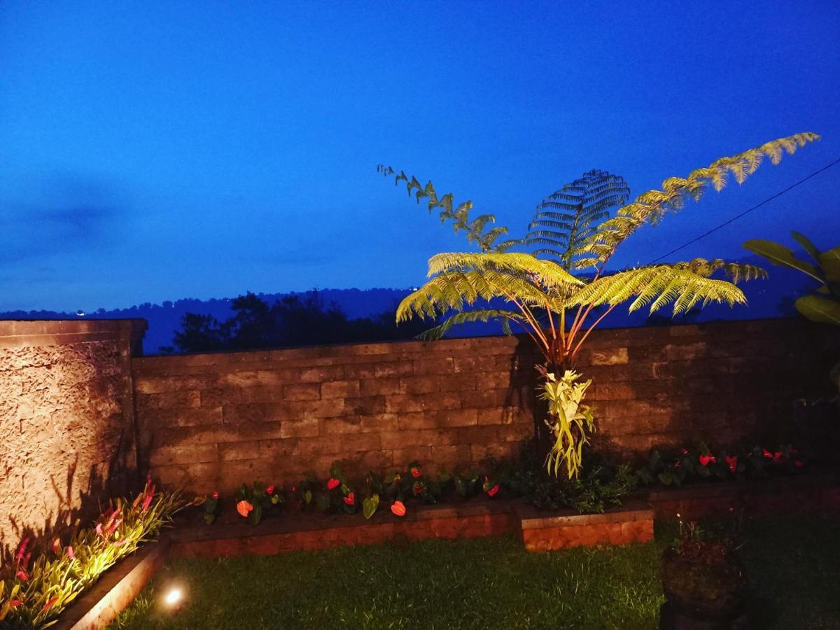 Buyan Lodge Lake View Villa Bedugul  Exterior foto